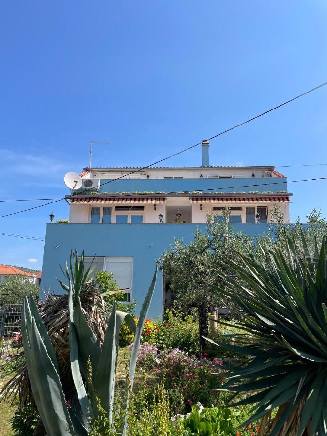 Mare I Kate Apartmani Tribalj 외부 사진
